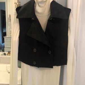 NWT BANANA REPUBLIC LINEN BLEND SHORT VEST